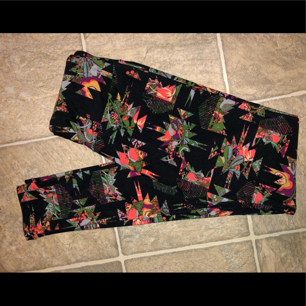 LulaRoe printed leggings